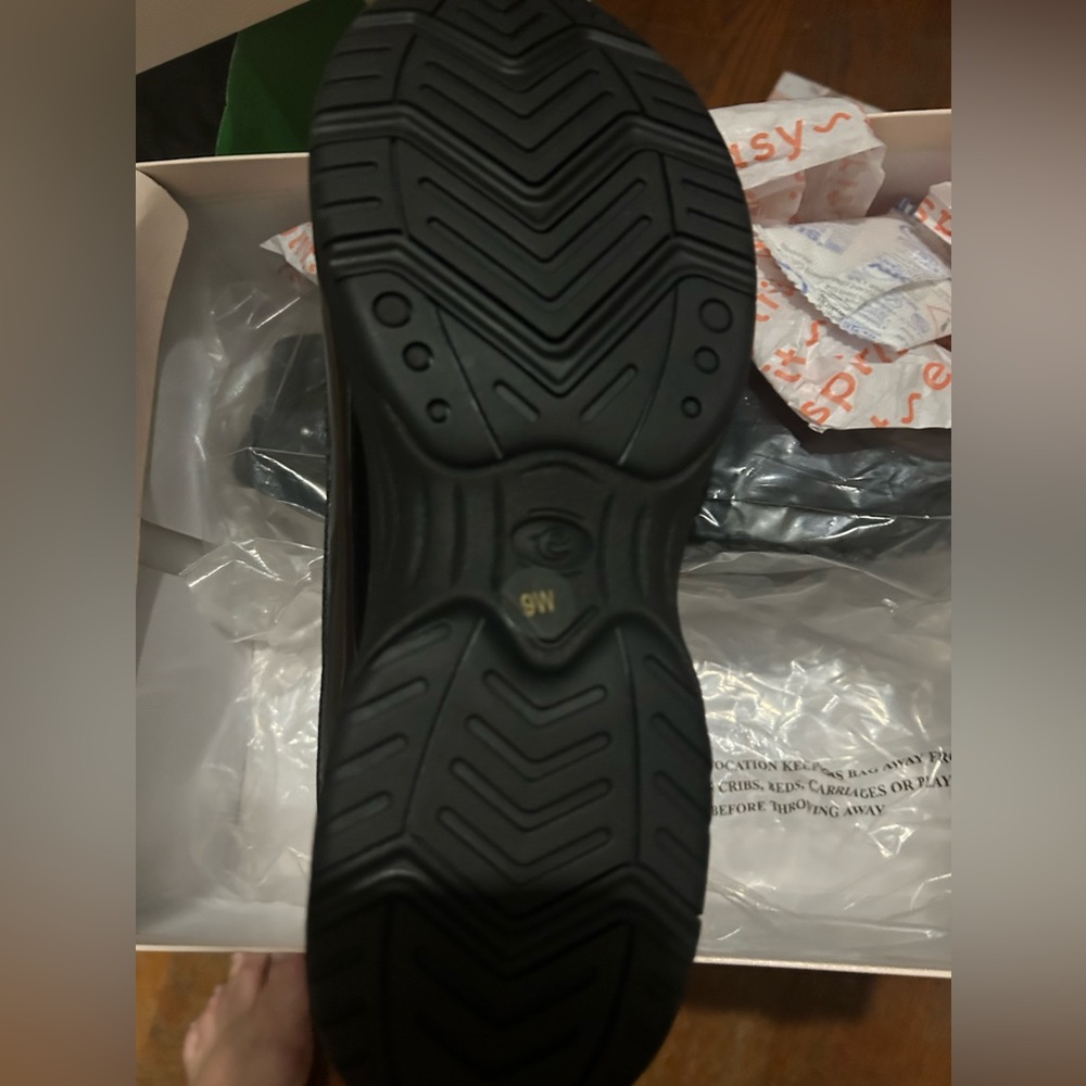 Easy spirit clog sneakers. Two size 9 w. Brand new in box.  Never been open.